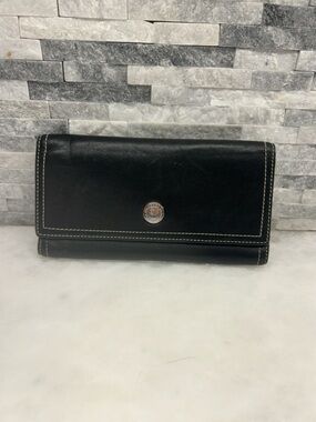 Coach Black Leather Tri-Fold Wallet with Contrast Stitching